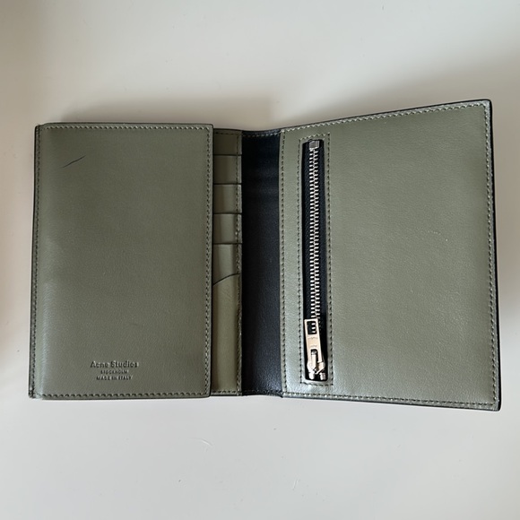ARMY GREEN ACNE TRIFOLD WALLET - Picture 2 of 6